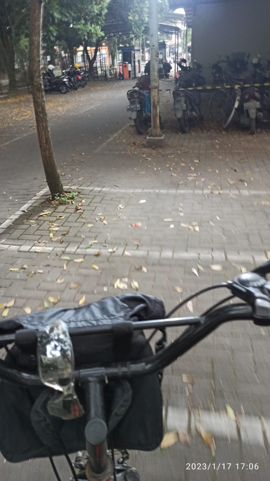 campus life siap siap bike to home dari kampus telkom university 6