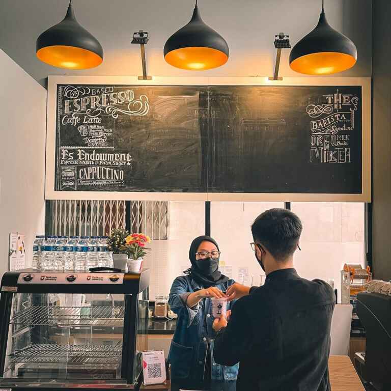 kuliah kerja sambil ngopi ada tel u coffe 1