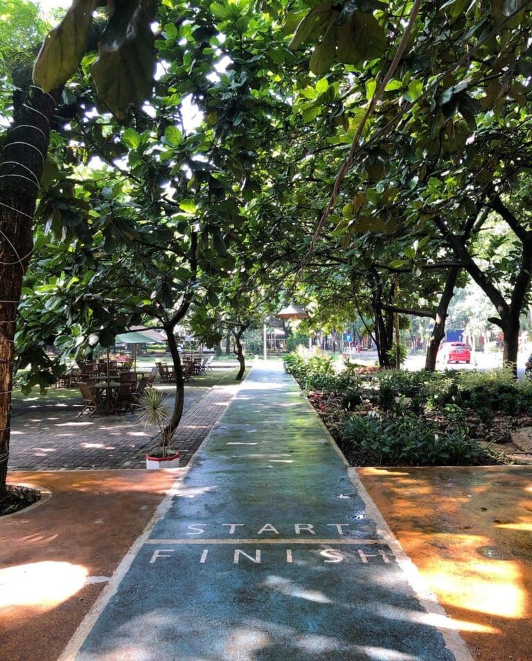 1380C8B5 838C 4D2D 9D13 060FBEEBA130