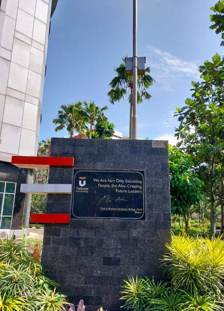 Tanda Tangan Prof.Ir Mohammad ashari