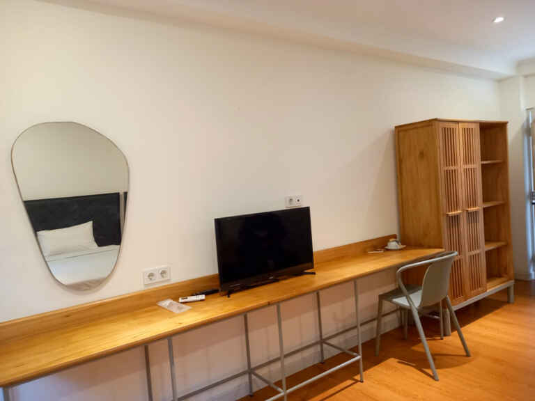 Fasilitas Kamar Biasa Hotel Lingi