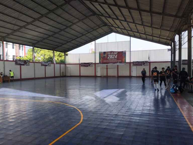 Fasilitan Lapangan Olah Raga Basket Telkom University