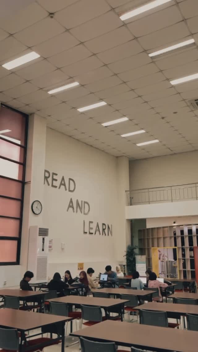 1738983561 HEI TelUtizen Siapa yang sudah kangen dengan suasana kampus yang