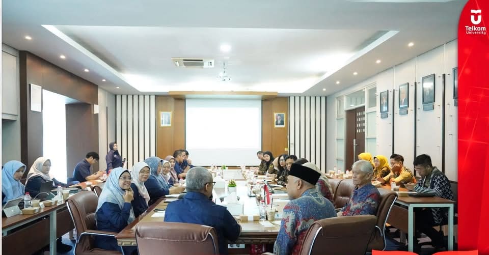 Perluas Kolaborasi Telkom University dan Universitas Taruna Bakti Lakukan Penan