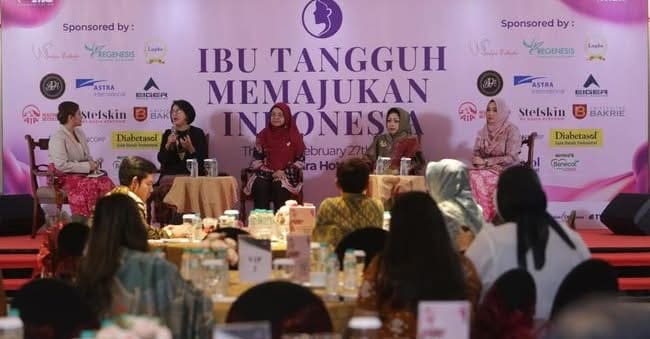 Wakil Rektor Bidang Riset Inovasi dan Kerja Sama mendapatkan penghargaan