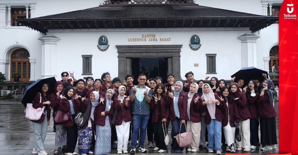 Mahasiswa Ilmu Komunikasi Internasional Telkom University Belajar Langsung dari