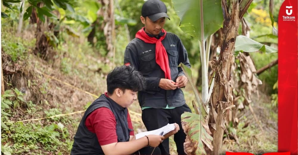 Telkom Indonesia dan Telkom University Lakukan Pengukuran Vegetasi Keanekaragama