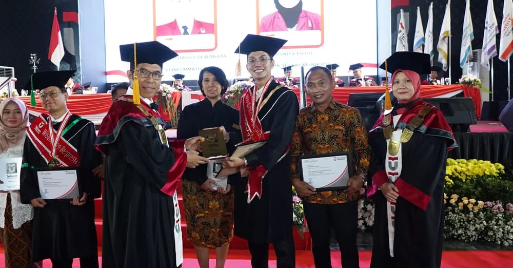Telkom University Kukuhkan 1.498 Lulusan dalam Wisuda Periode II 2024 – 2025
