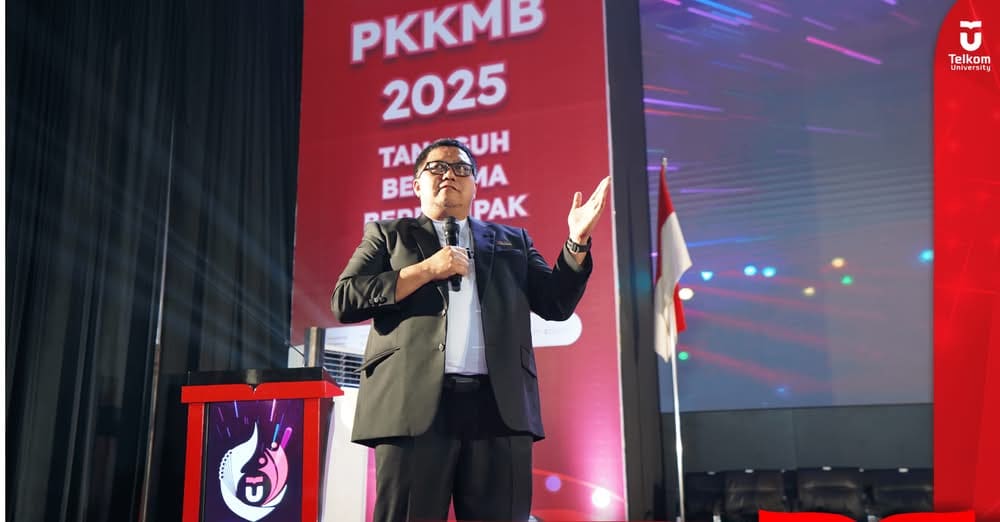 Wakil Rektor Bidang Riset, Inovasi, dan Kerja Sama Dorong Mahasiswa Baru jadi En