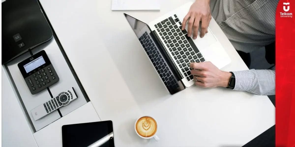 HozThink!: Startup Konsultan Digital yang Siap Mengubah Cara Indonesia Bertransf