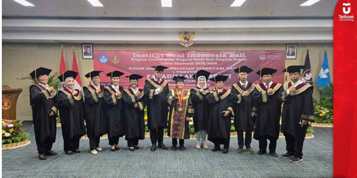 Fokus pada Batik dan Keberlanjutan, Dosen Telkom University Raih Gelar Doktor da