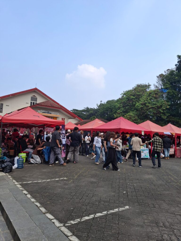 Serunya Suasana Market Day Mei 2026